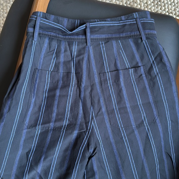 Vince Dobby Striped Pants - Picture 5 of 9